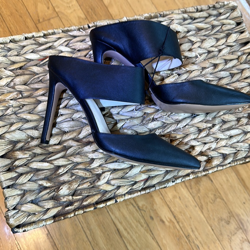 Express High Heels - Picture 3 of 7